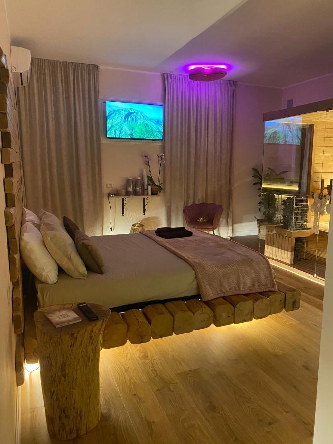 Love Space Sensory Spa & Relax Suite Santa Maria delle Mole エクステリア 写真
